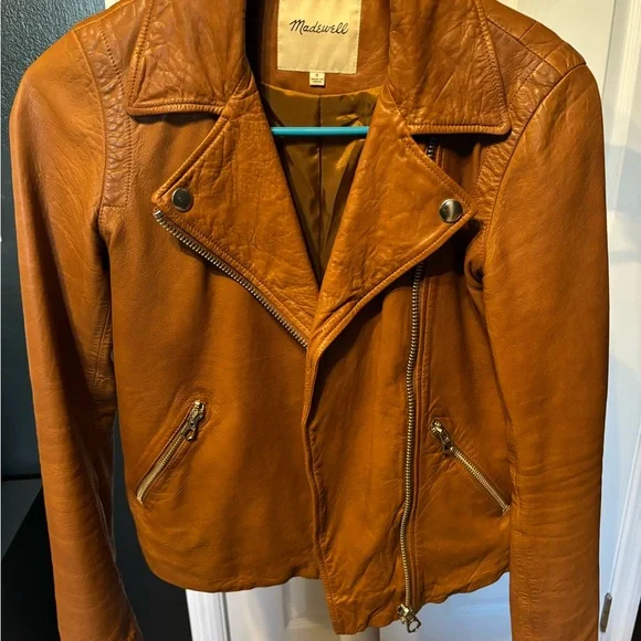 Madewell Washed Leather Motorcycle Jacket in Cedar (S) Like New - Picture 10 of 15